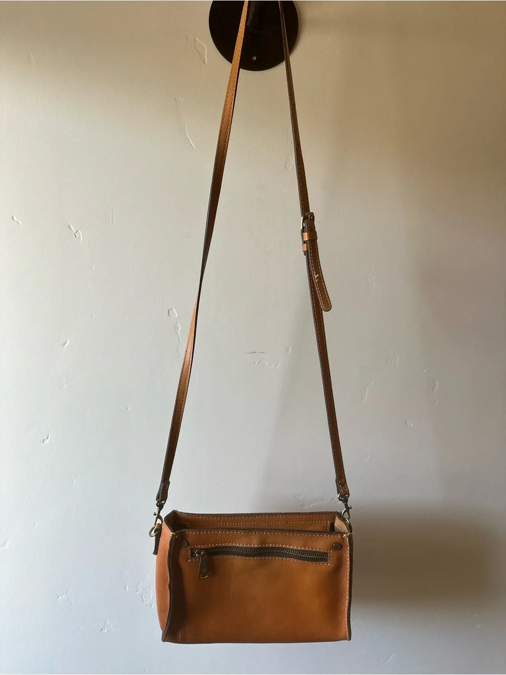 Patricia Nash Cognac Leather Messenger Crossbody